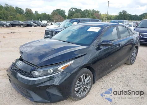 2022 Kia Forte Lxs z USA, uszkodzony, nr VIN 3KPF24AD2NE459185